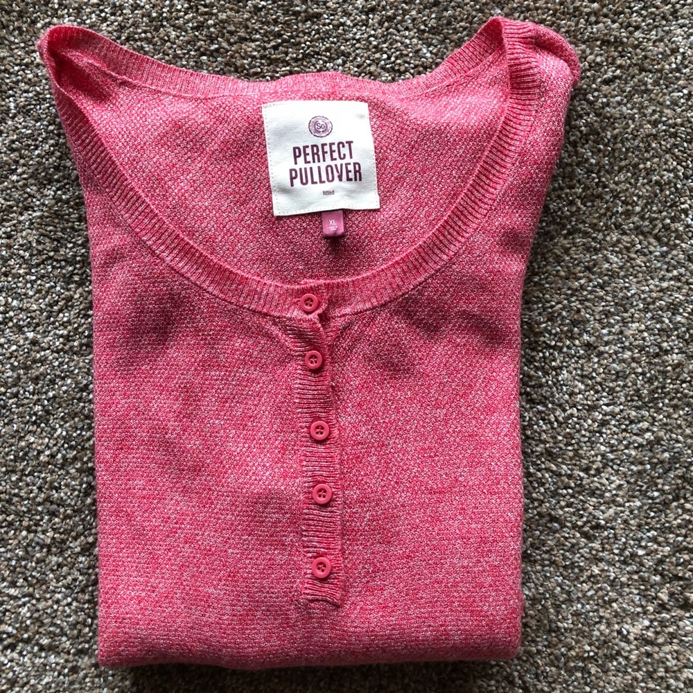 Long Sleeve So Pullover Size XL